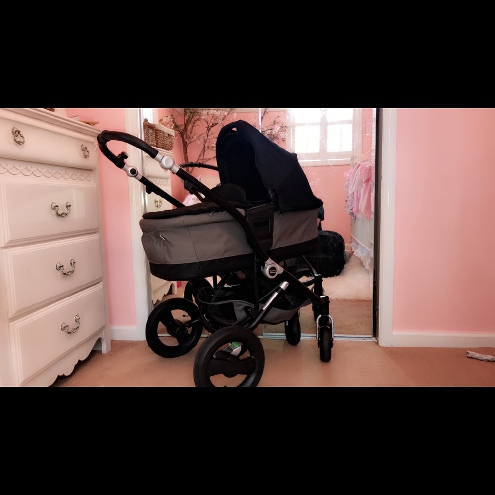 Britax affinity stroller, bassinet, car seat